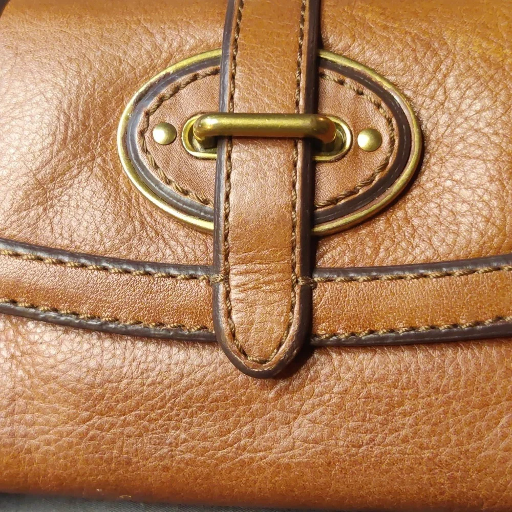 Fossil Women's Wallet And Wristlet Bundle